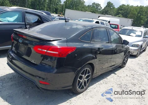 2015 Ford Focus Se z USA, uszkodzony, nr VIN 1FADP3F29FL252348